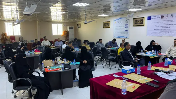 مؤسسة تنمية القيادات الشابة تختتم الملتقى التعريفي بمسارات الاقتصاد الرقمي في مدينة المكلا